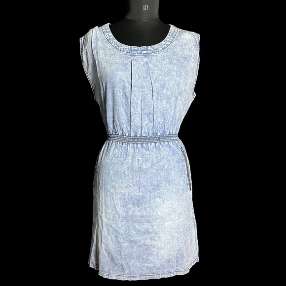 Vero Moda Dresses & Skirts - NWOT VEROMODA one piece